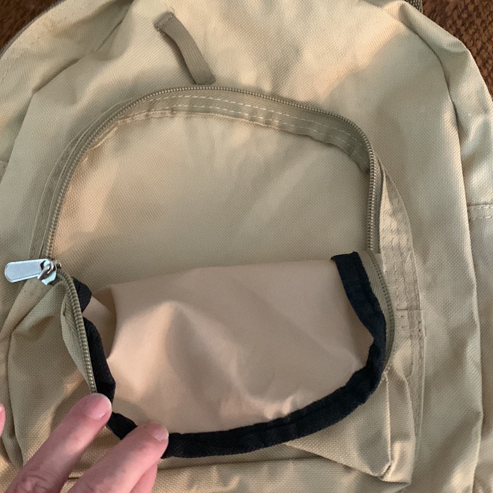 Backpack - Picture 3 of 5
